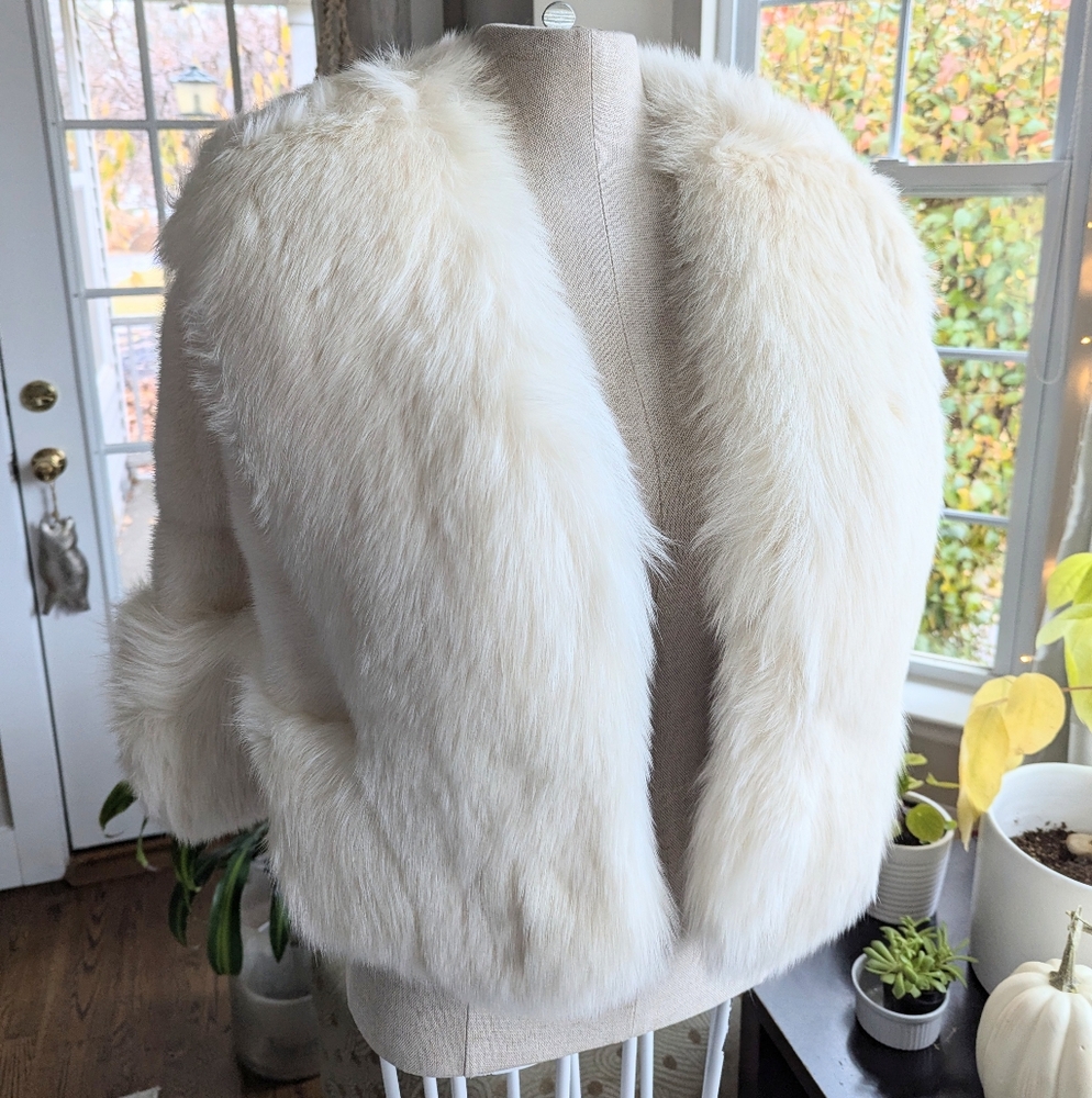 Cream fur and mink wrap shrug stole size M/L